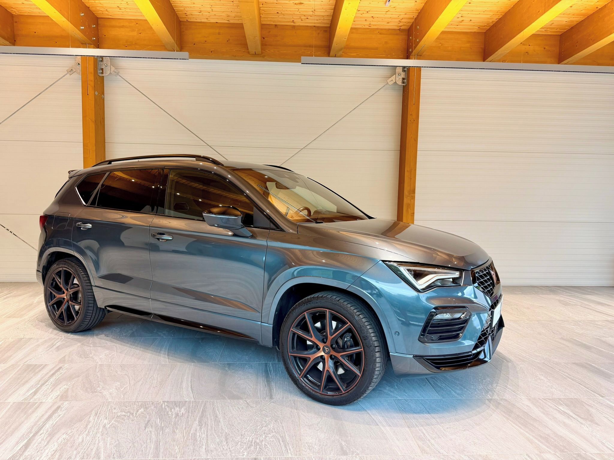Cupra Ateca, 2.0 TSi 221 Kw DSG 4Drive - fotka 5