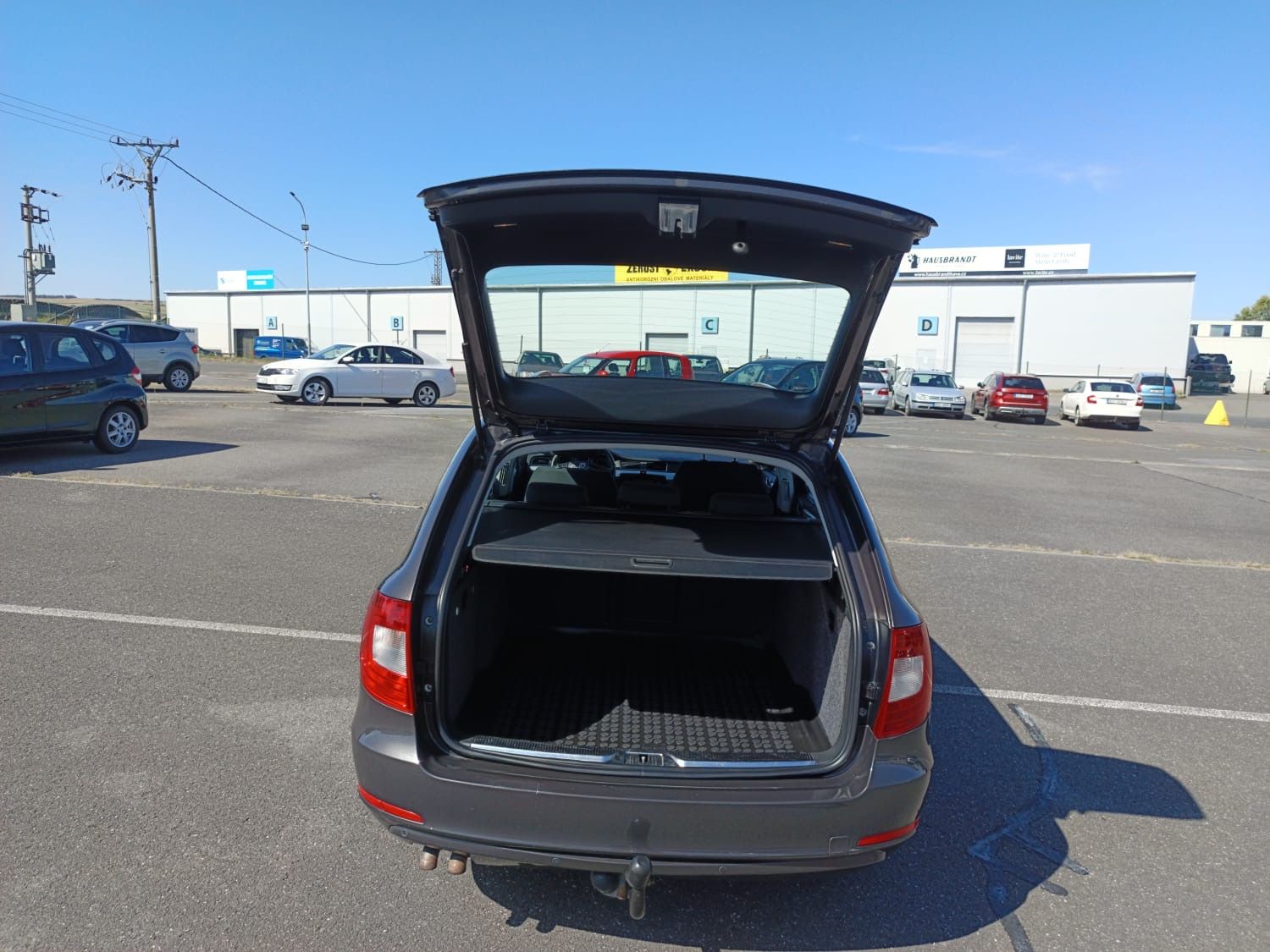 Škoda Superb - fotka 6