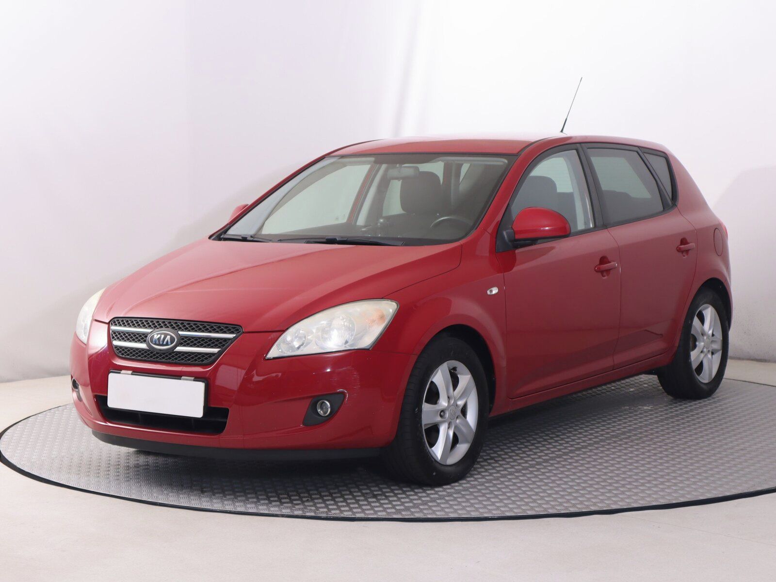Kia Cee´d, 1.6 CVVT, Serv.kniha - fotka 2