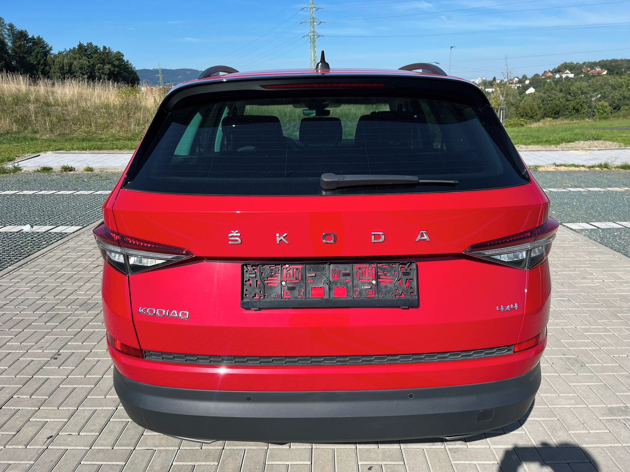 Škoda Kodiaq, 2.0TDi 110kW 4x4 DSG WEBASTO - fotka 5