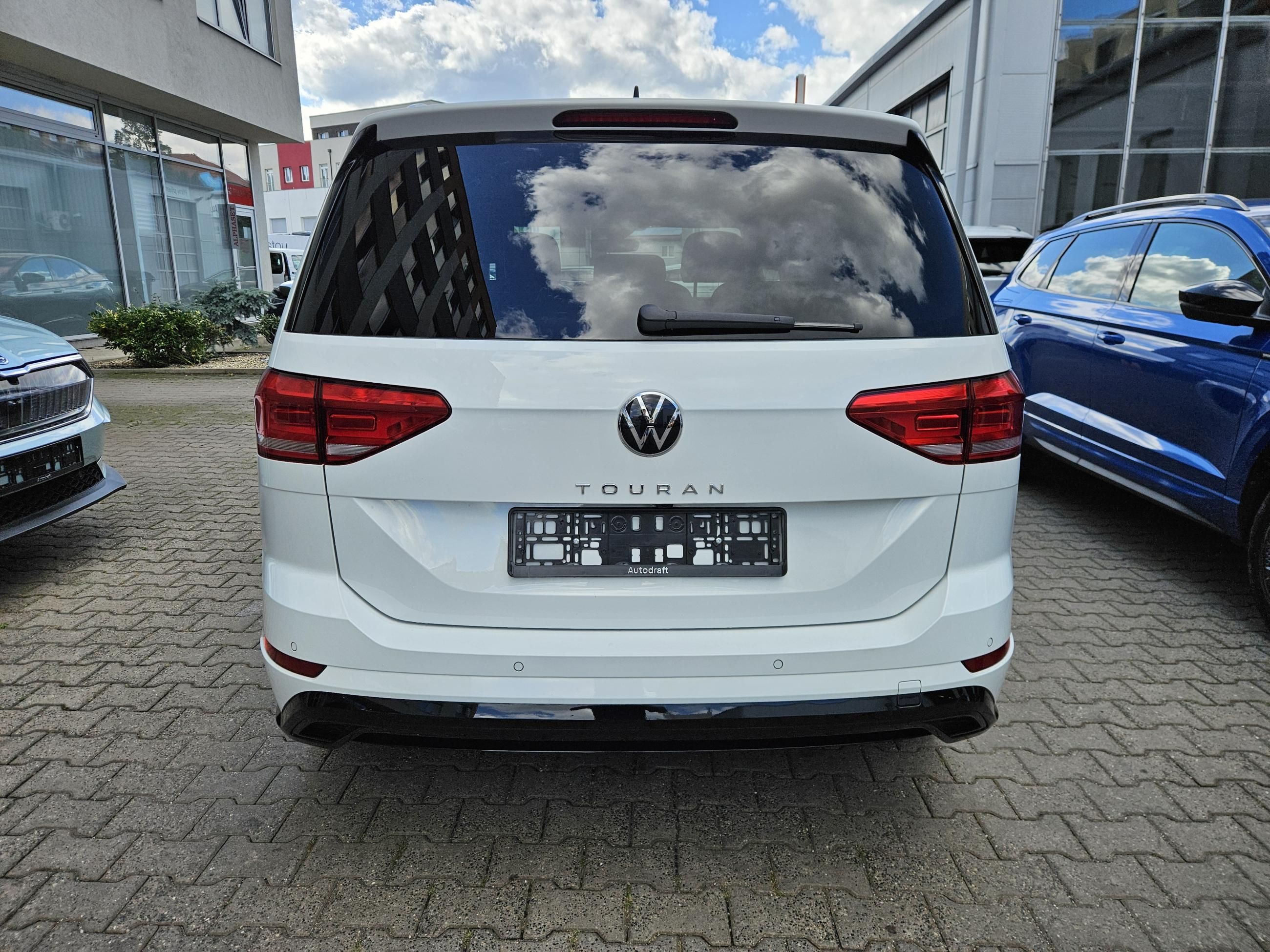 Volkswagen Touran, 1.5 TSI 110kW DSG R-Line - fotka 5