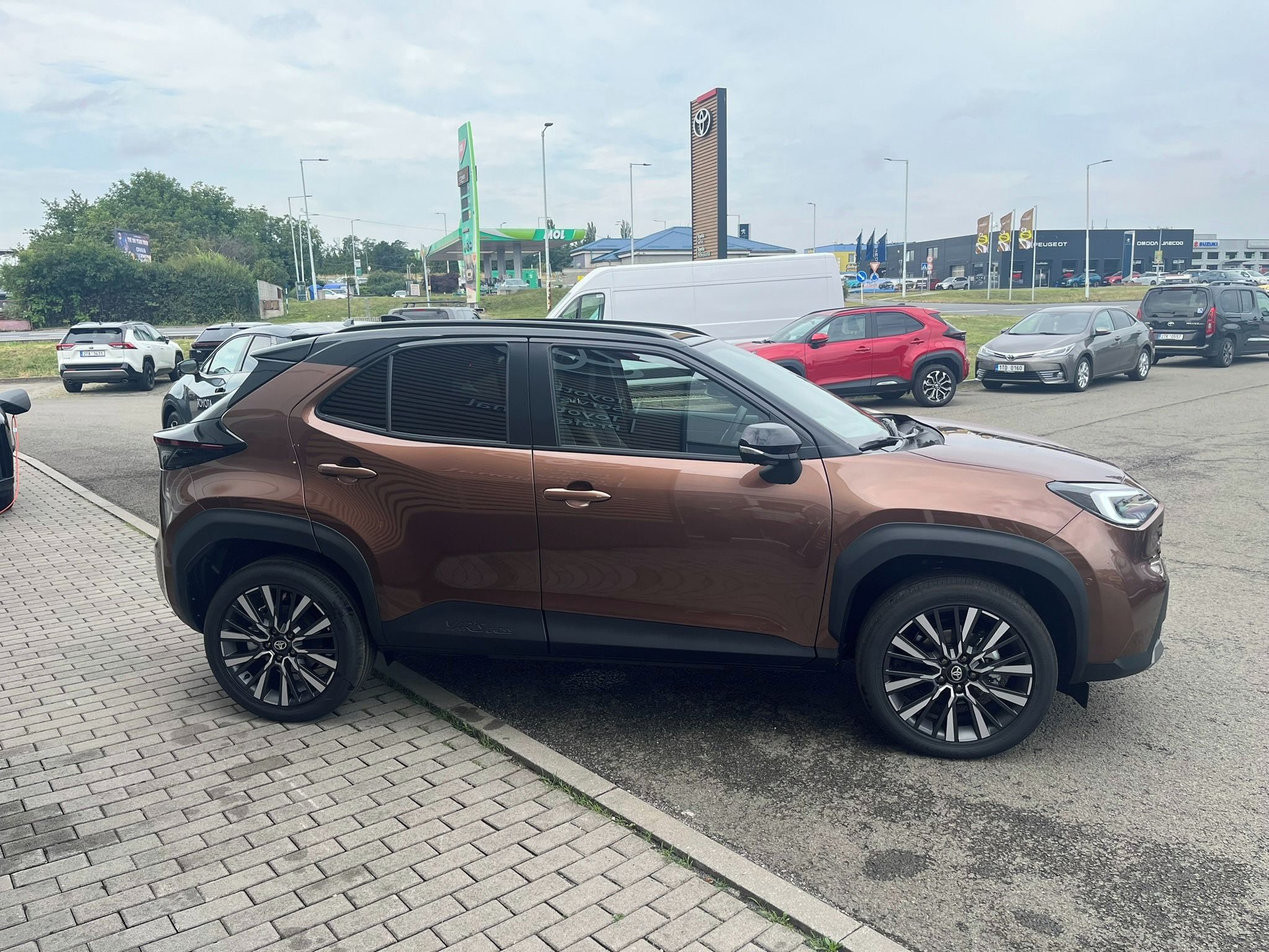 Toyota Yaris Cross, 1.5L Executive Tech VIP 4x4 - fotka 4