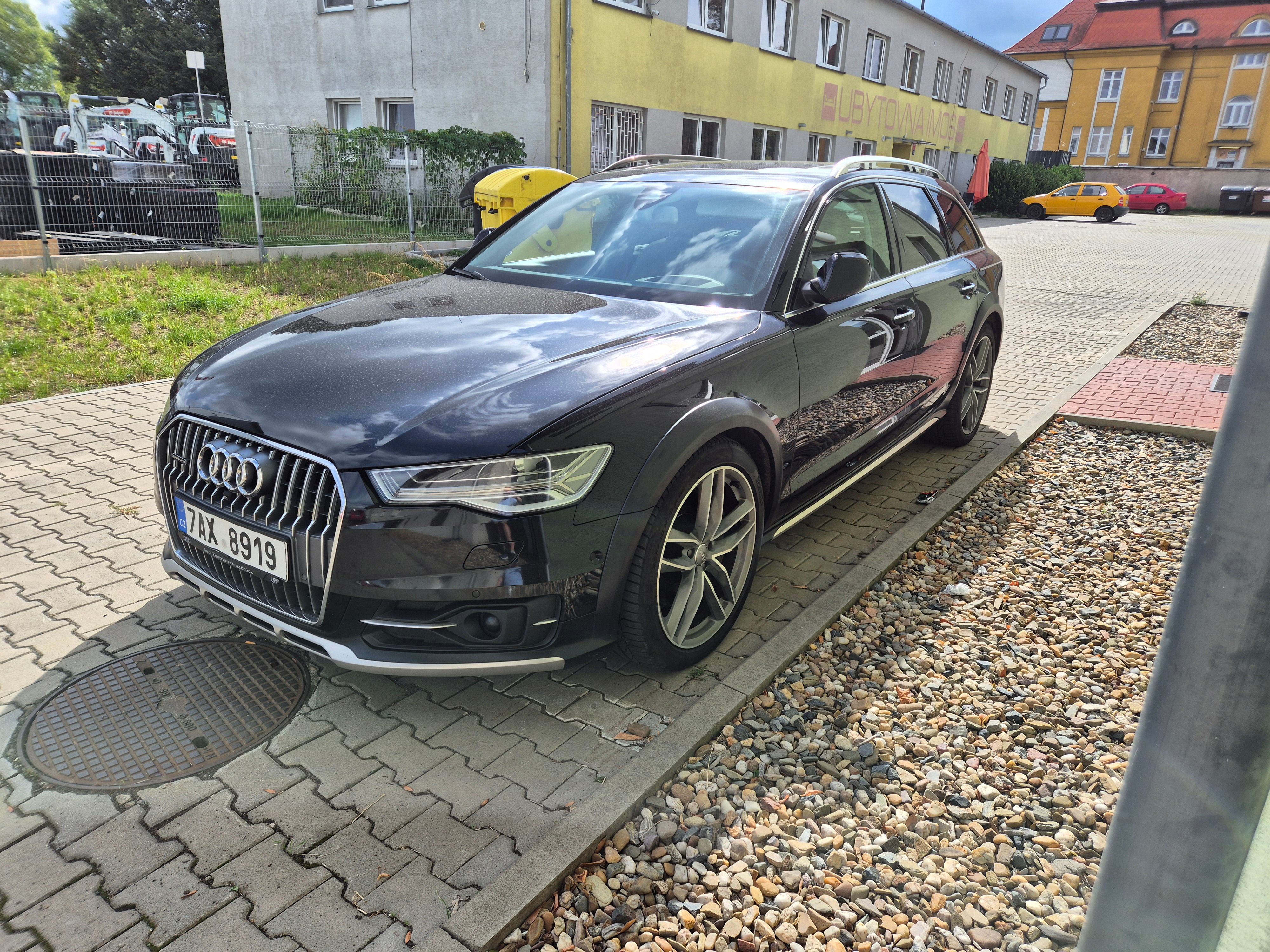Audi A6 allroad, 3.0 BiTDI - plná výbava - fotka 6