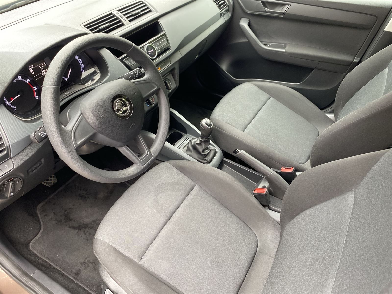 Škoda Fabia, 1.0 MPI Active - fotka 6