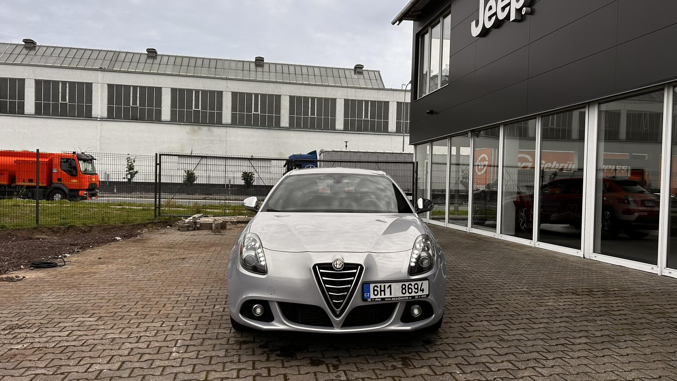 Alfa Romeo Giulietta, 1.4 TB 120k Distinctive - fotka 2