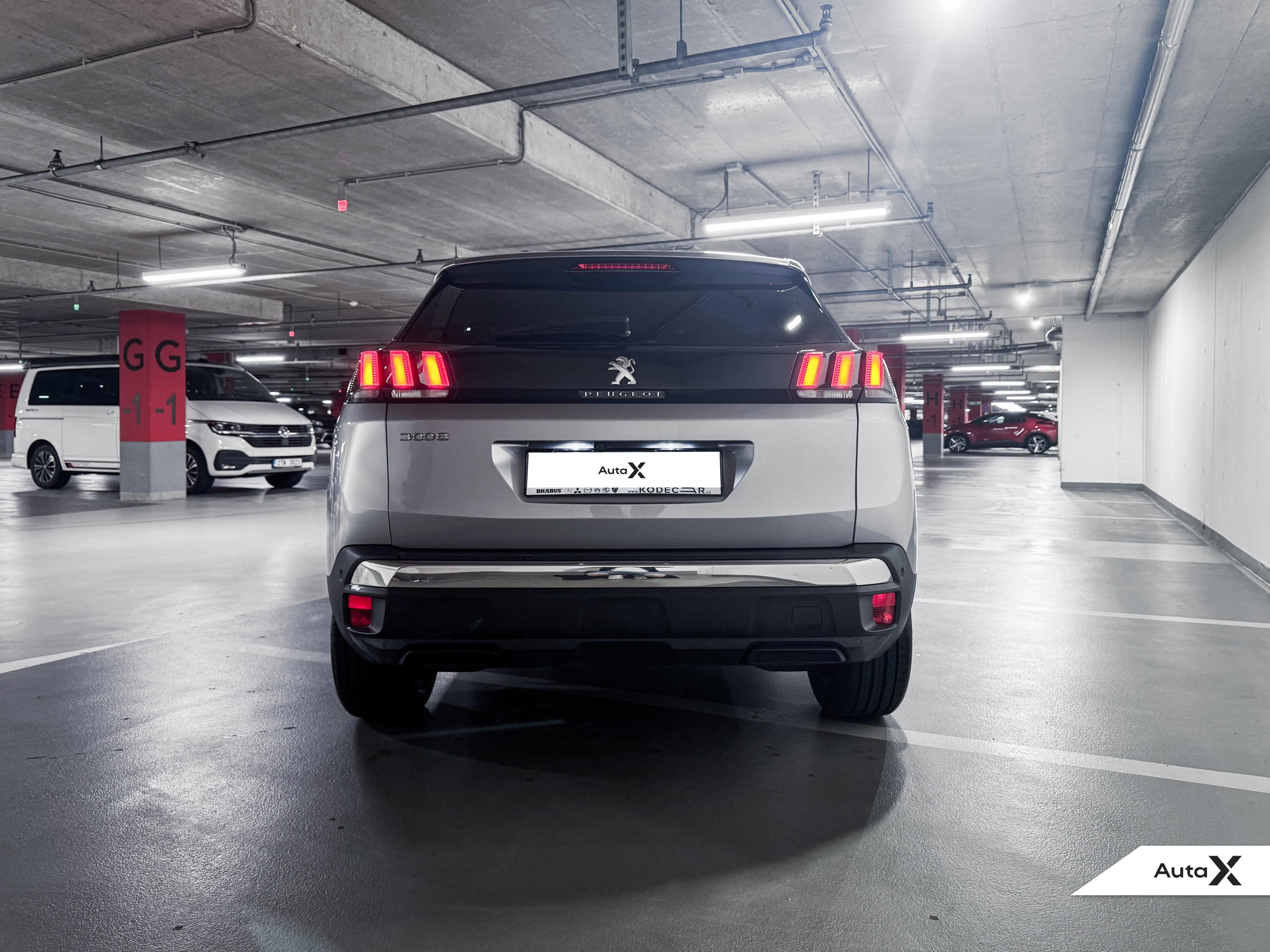 Peugeot 3008, Allure Pack 1.2 PureTech 96 kW - fotka 6