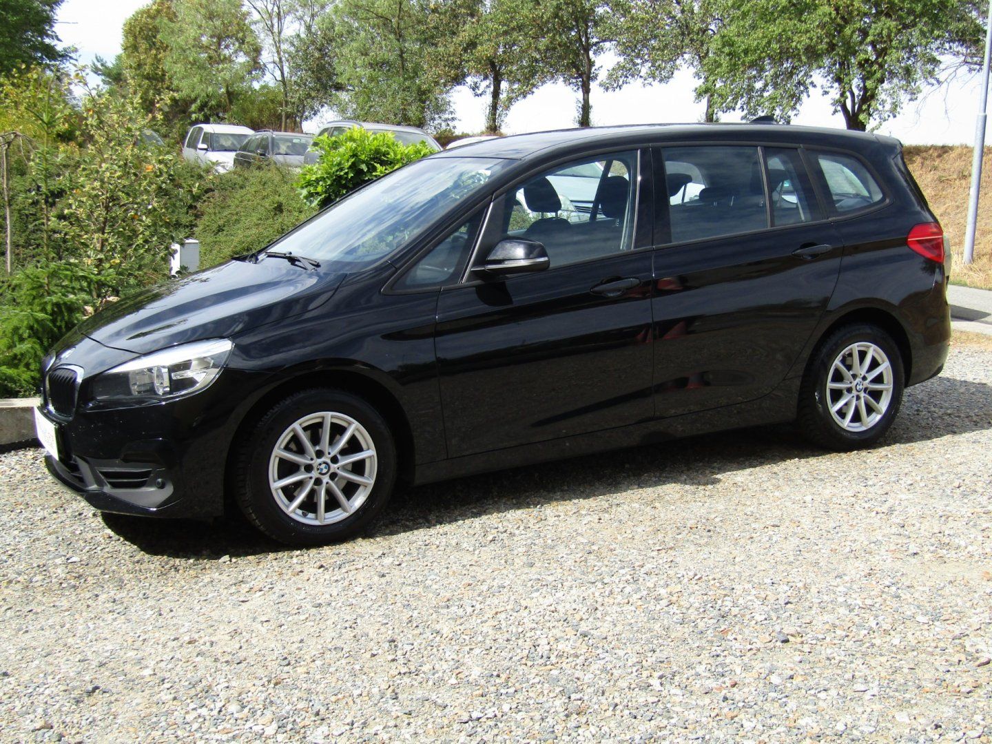 BMW Řada 2, GT 216D AUTOMAT - fotka 2