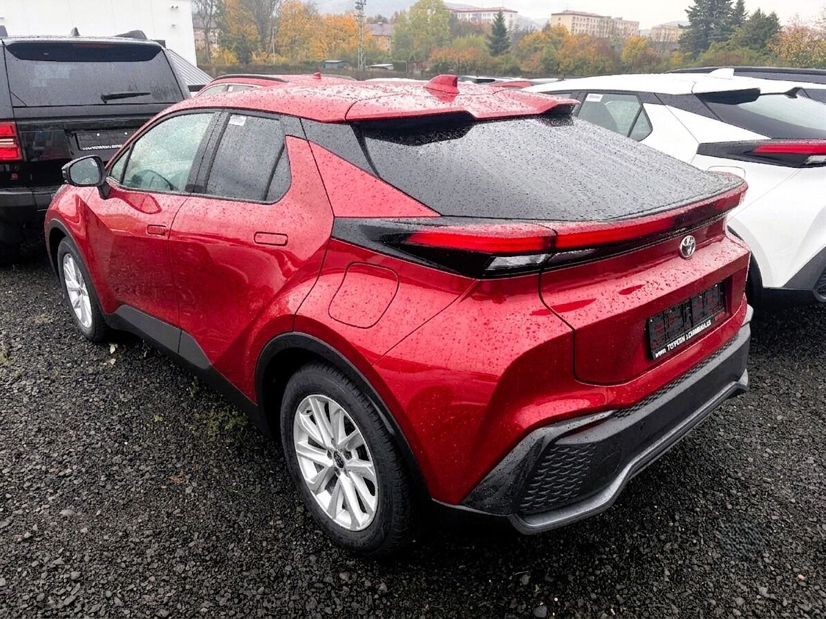 Toyota C-HR, 1,8   Comfort HEV CVT - fotka 5