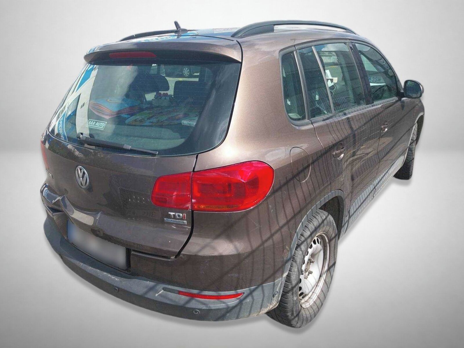 Volkswagen Tiguan, 2.0 TDI, Automatická klima - fotka 2