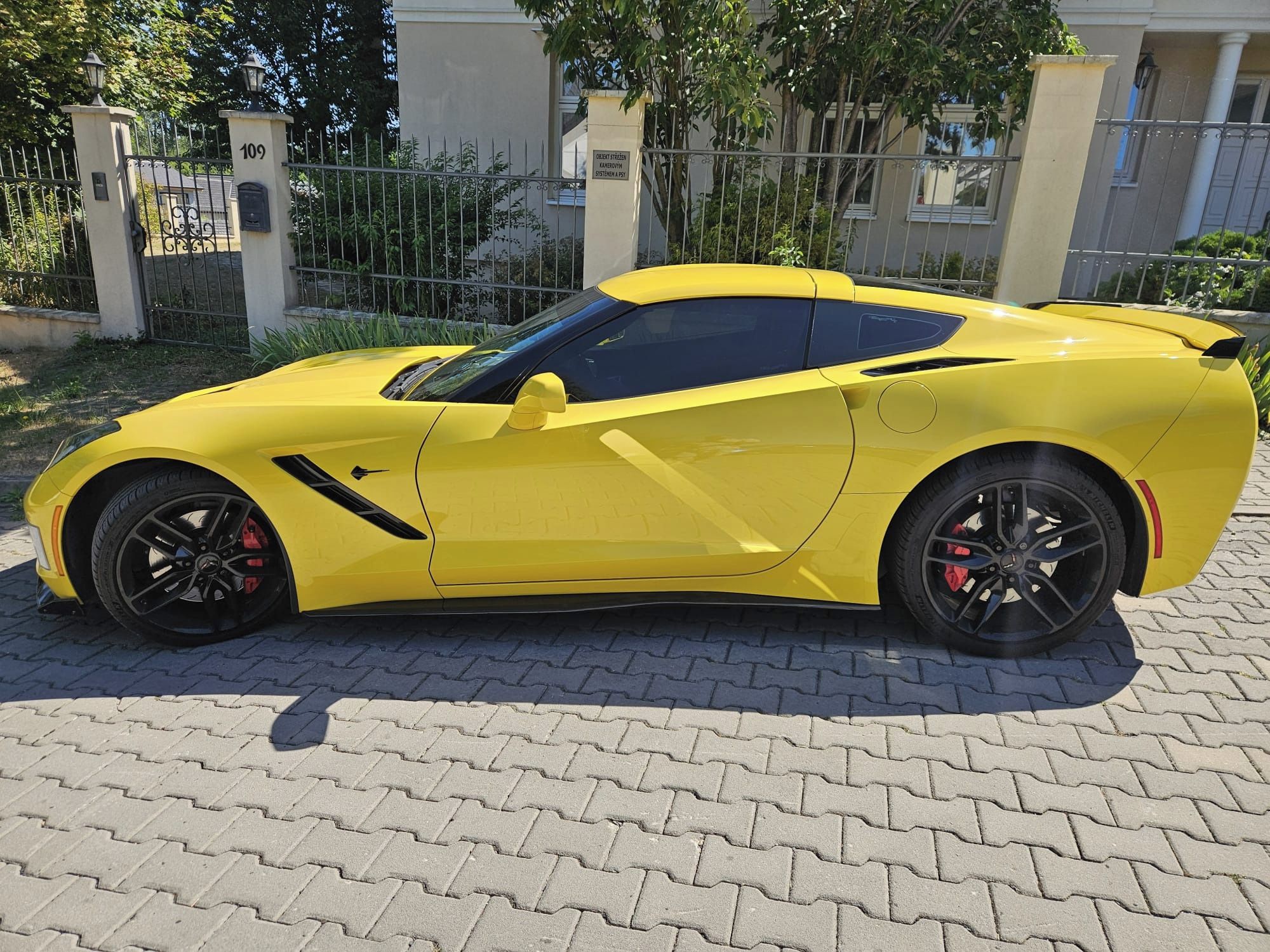 Chevrolet Corvette, Chevrolet corvette stingray (k