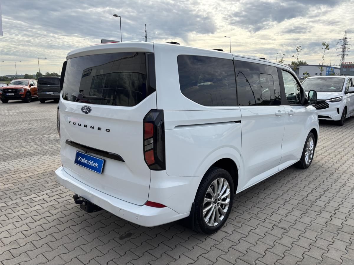 Ford Tourneo Custom, 2,0 EcoBlue 125kW Titanium L1 - fotka 5