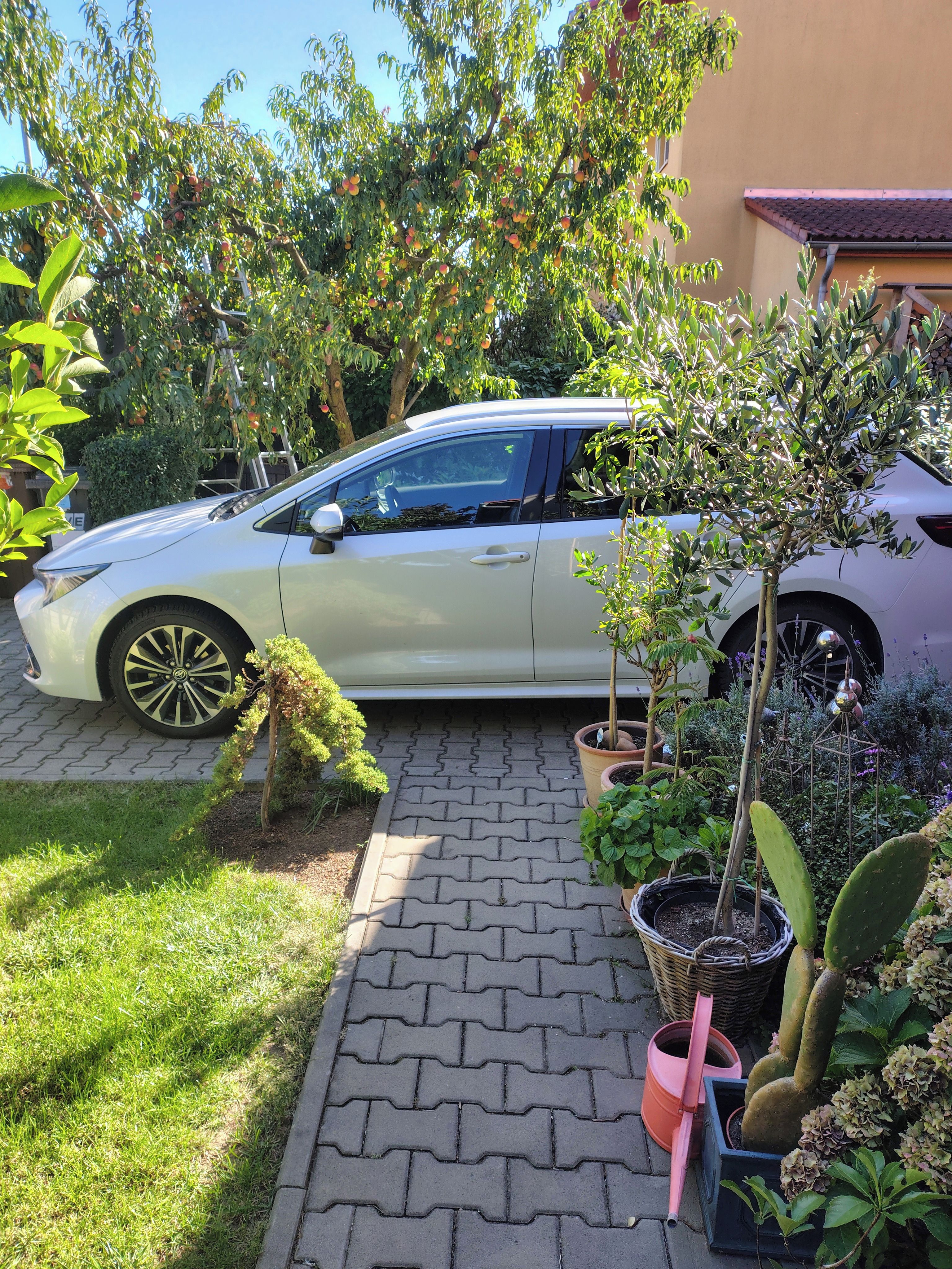 Toyota Corolla, 1.8 e-CVT Style