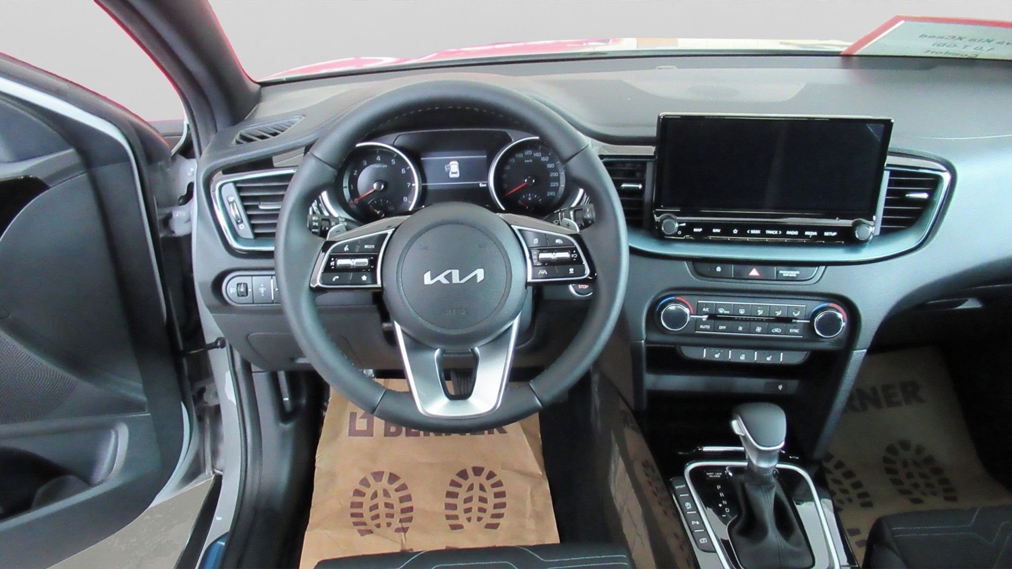 Kia XCee´d, CD 1,6 T-GDi GPF 7DCT STEEL ED - fotka 5