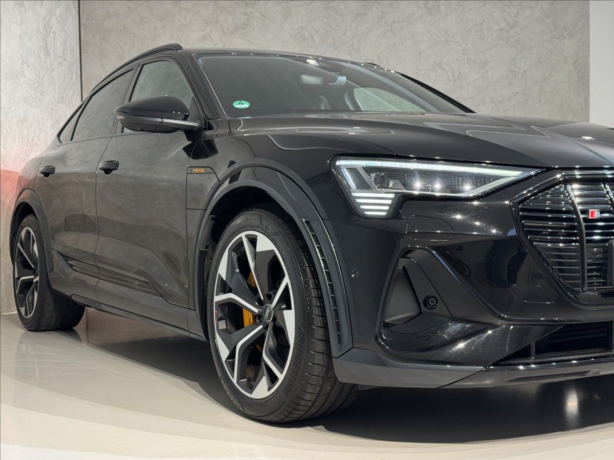 Audi e-tron, S 370 Digital LED Záruka Audi - fotka 6