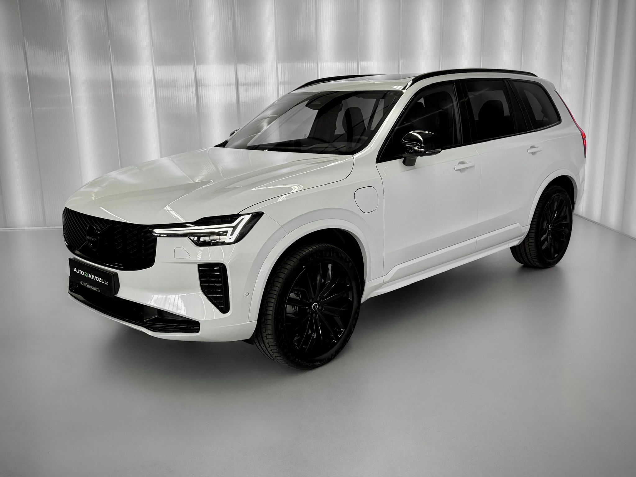 Volvo XC90, T8 AWD BLACK EDITION ULTRA, VZ