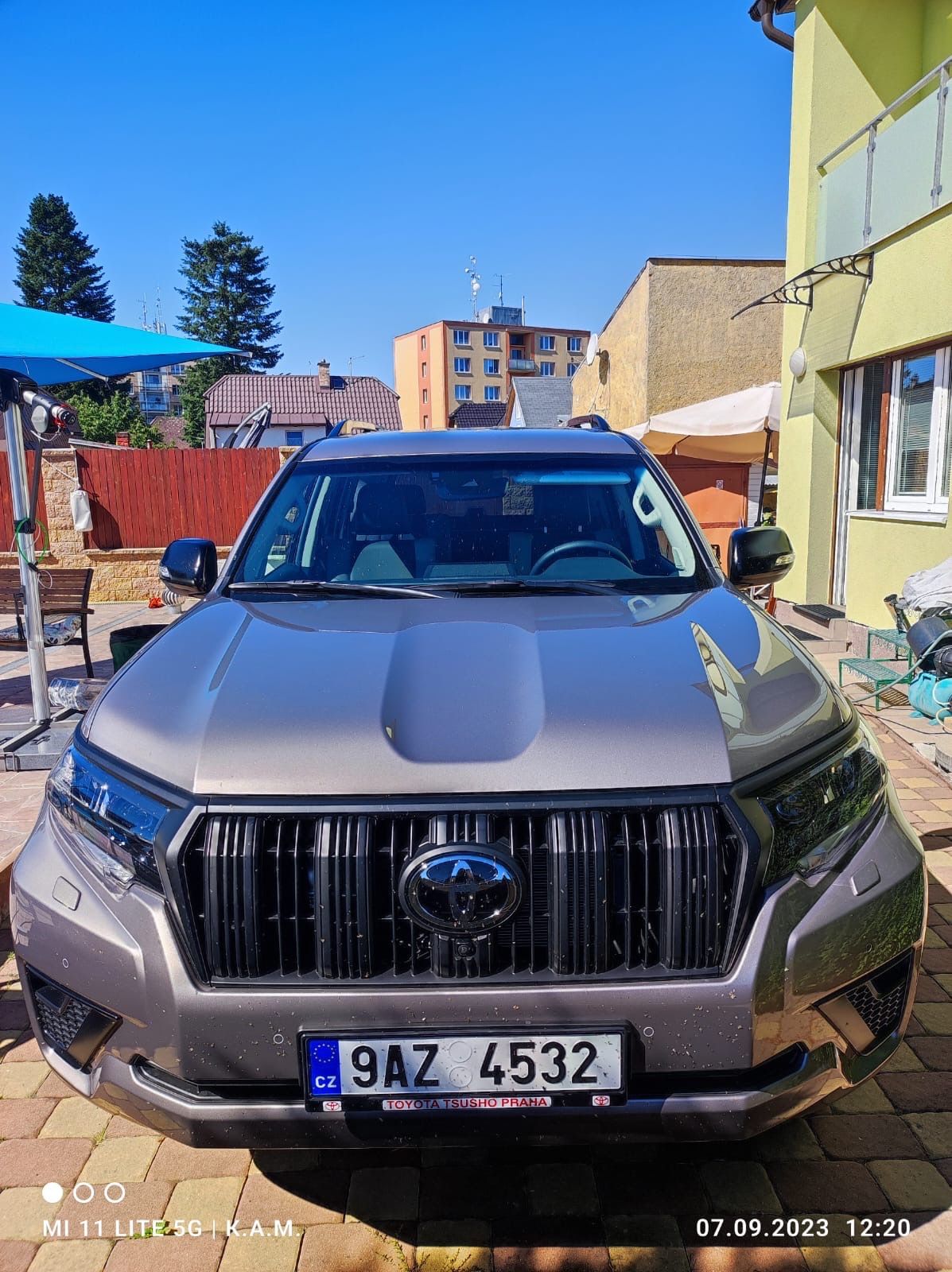 Toyota Land Cruiser