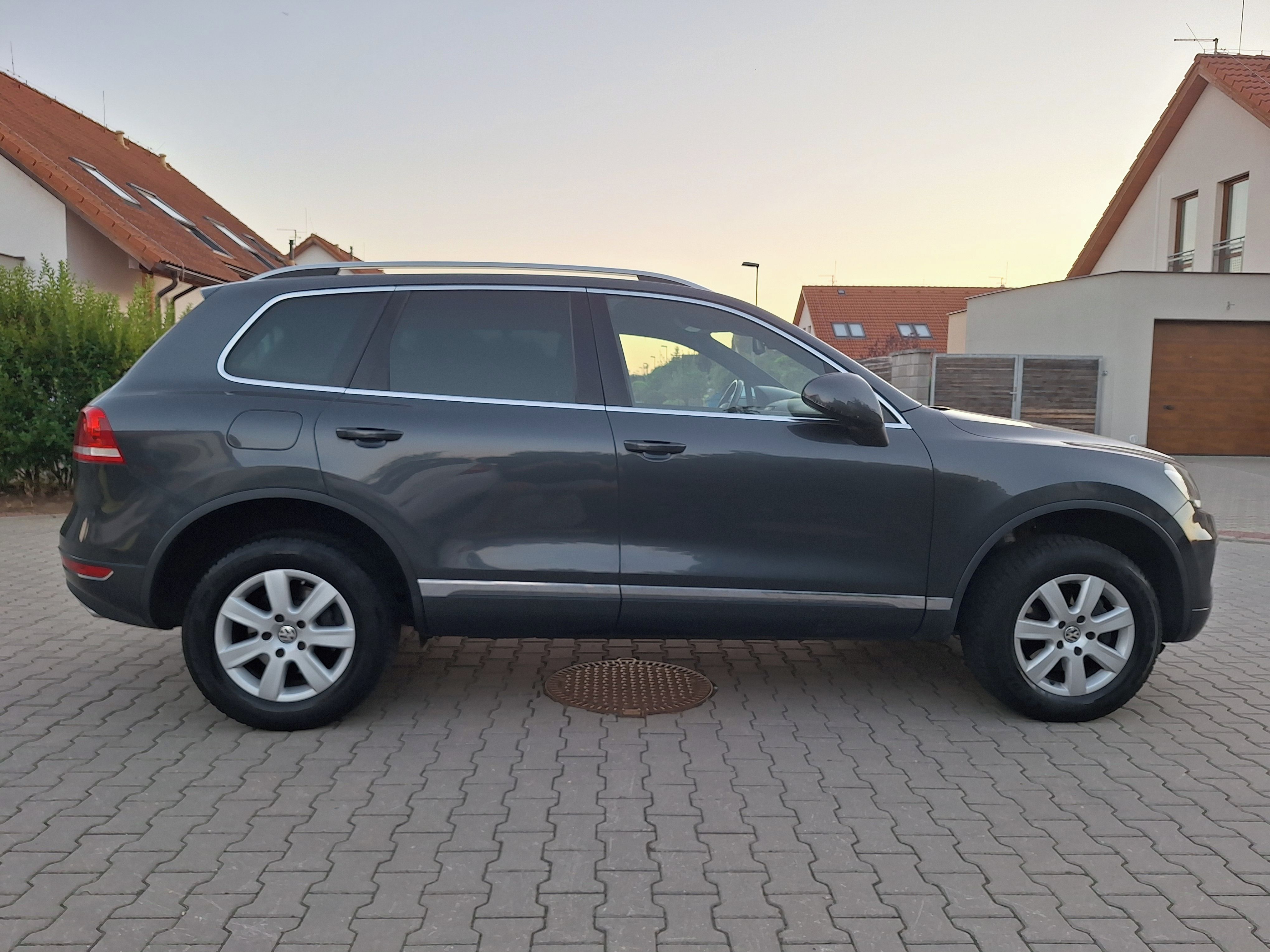 Volkswagen Touareg, VW Touareg 3.0 V6 TDI | ČR - fotka 4