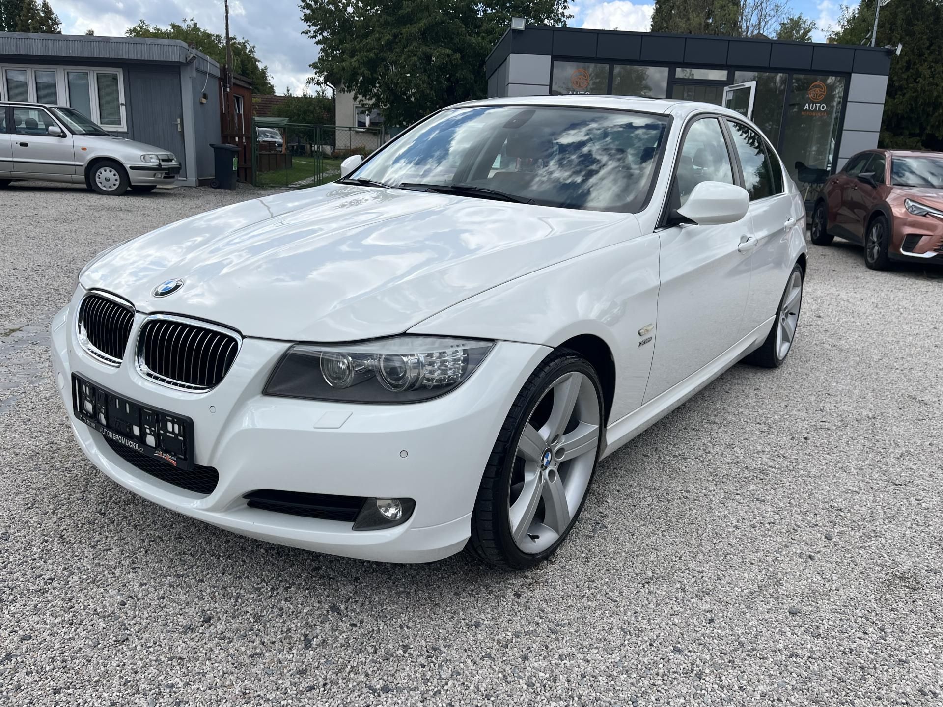 BMW Řada 3, 330D XDRIVE 3.0 V6, 180 KW - fotka 4