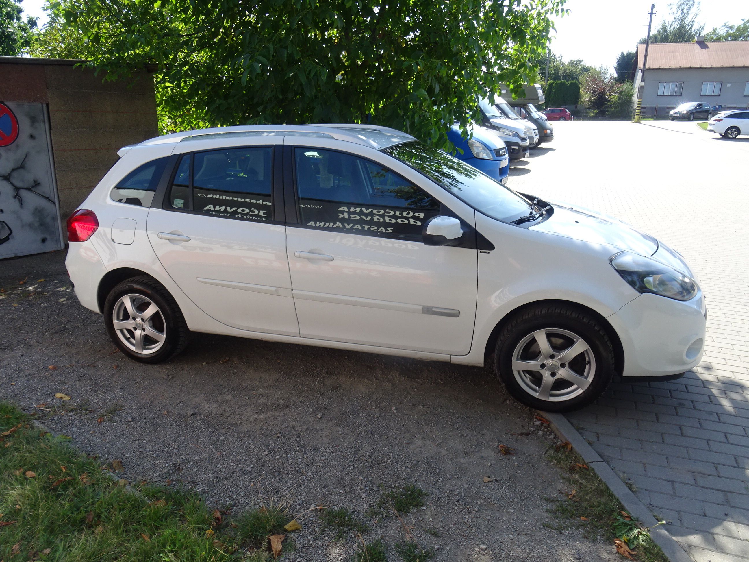 Renault Clio, 1.5 DCI SUPER STAV ! - fotka 2