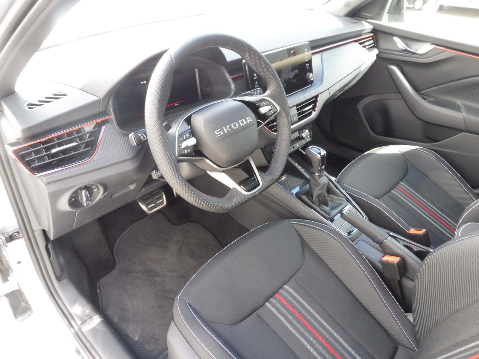 Škoda Kamiq, Monte Carlo 1,5 TSI 110kW DSG - fotka 6