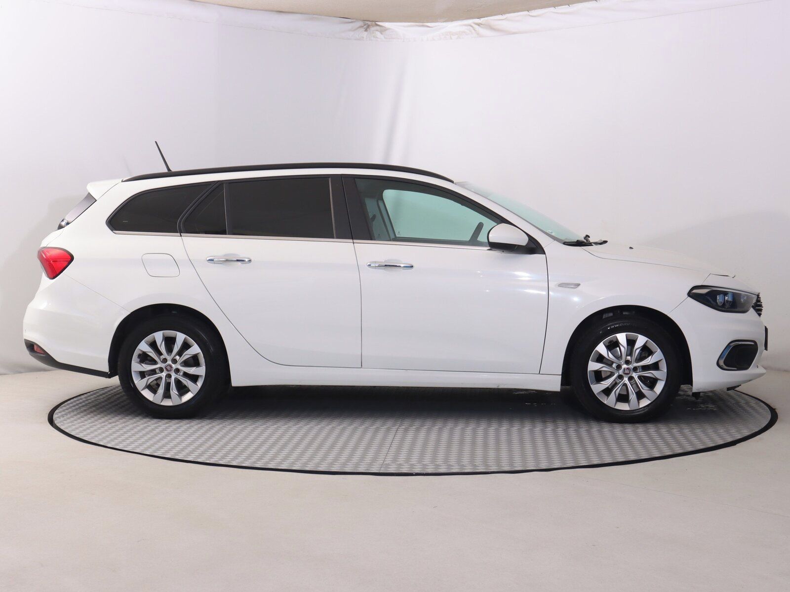 Fiat Tipo, 1.6 MultiJet, Serv.kniha - fotka 6