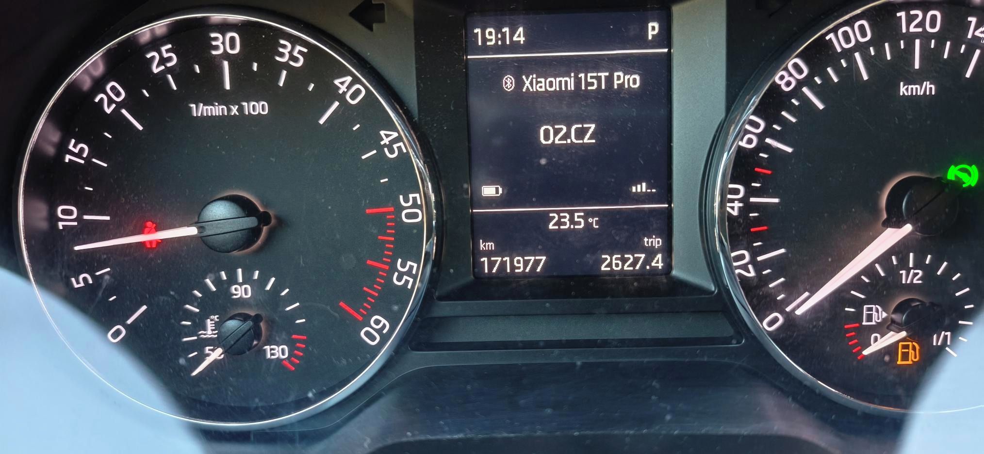 Škoda Octavia, sedan, 1.6 TDI, automat - fotka 6