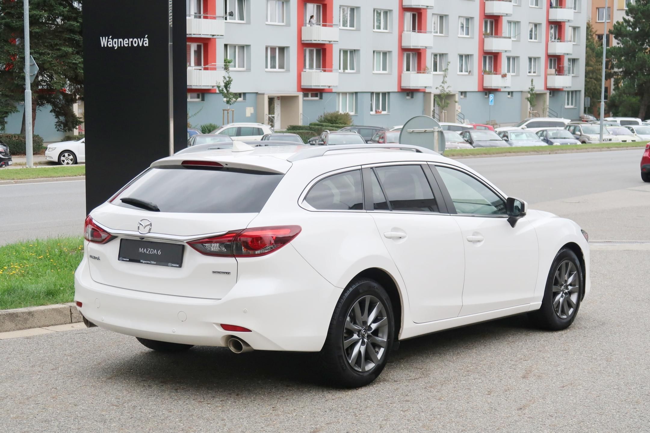 Mazda 6, WGN 2,0 G165 360°kam., serv. - fotka 6