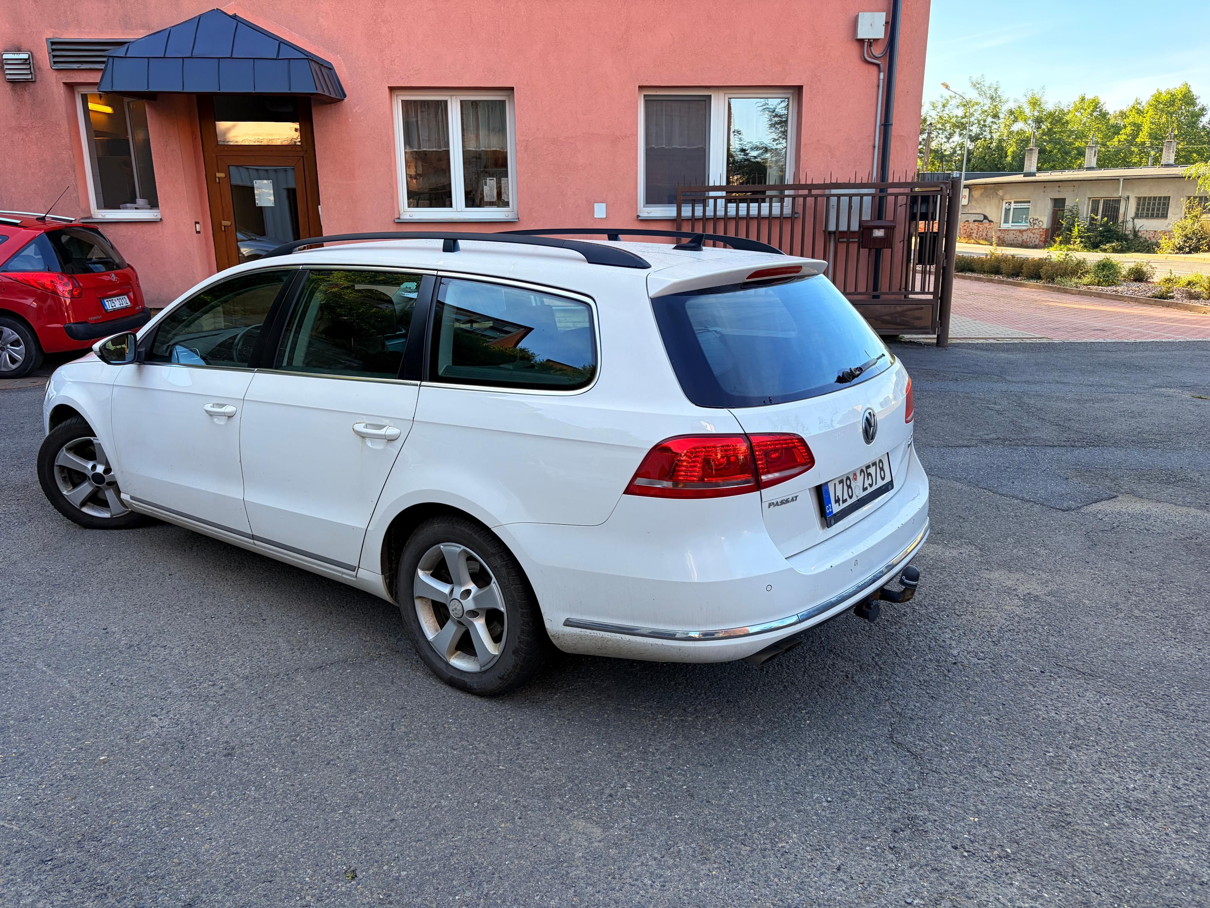 Volkswagen Passat Variant, Prodám Passat combi 4X4 TDi - fotka 3