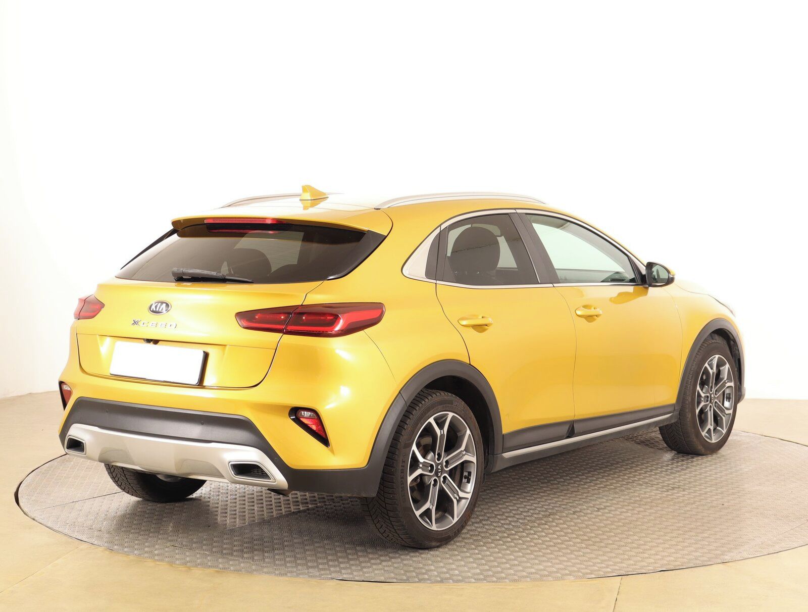 Kia XCee´d, 1.6 CRDi, Gold, Automat - fotka 5