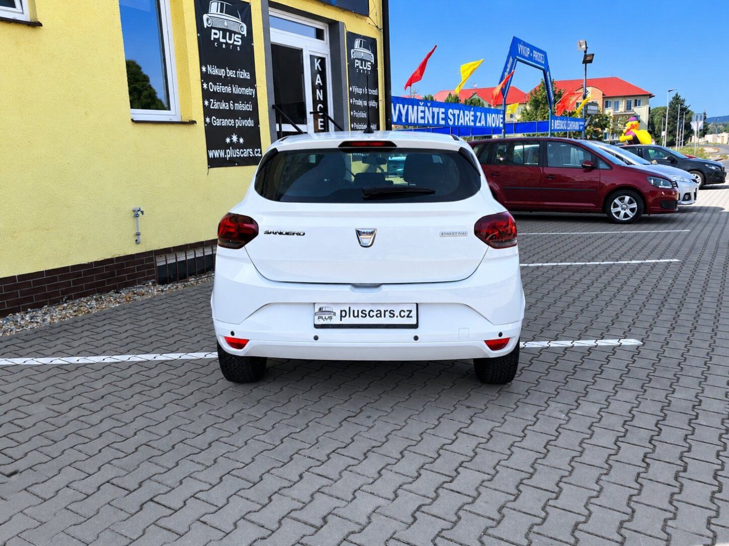 Dacia Sandero, 1,0i (67kW)*STK DO 8/2028* - fotka 4