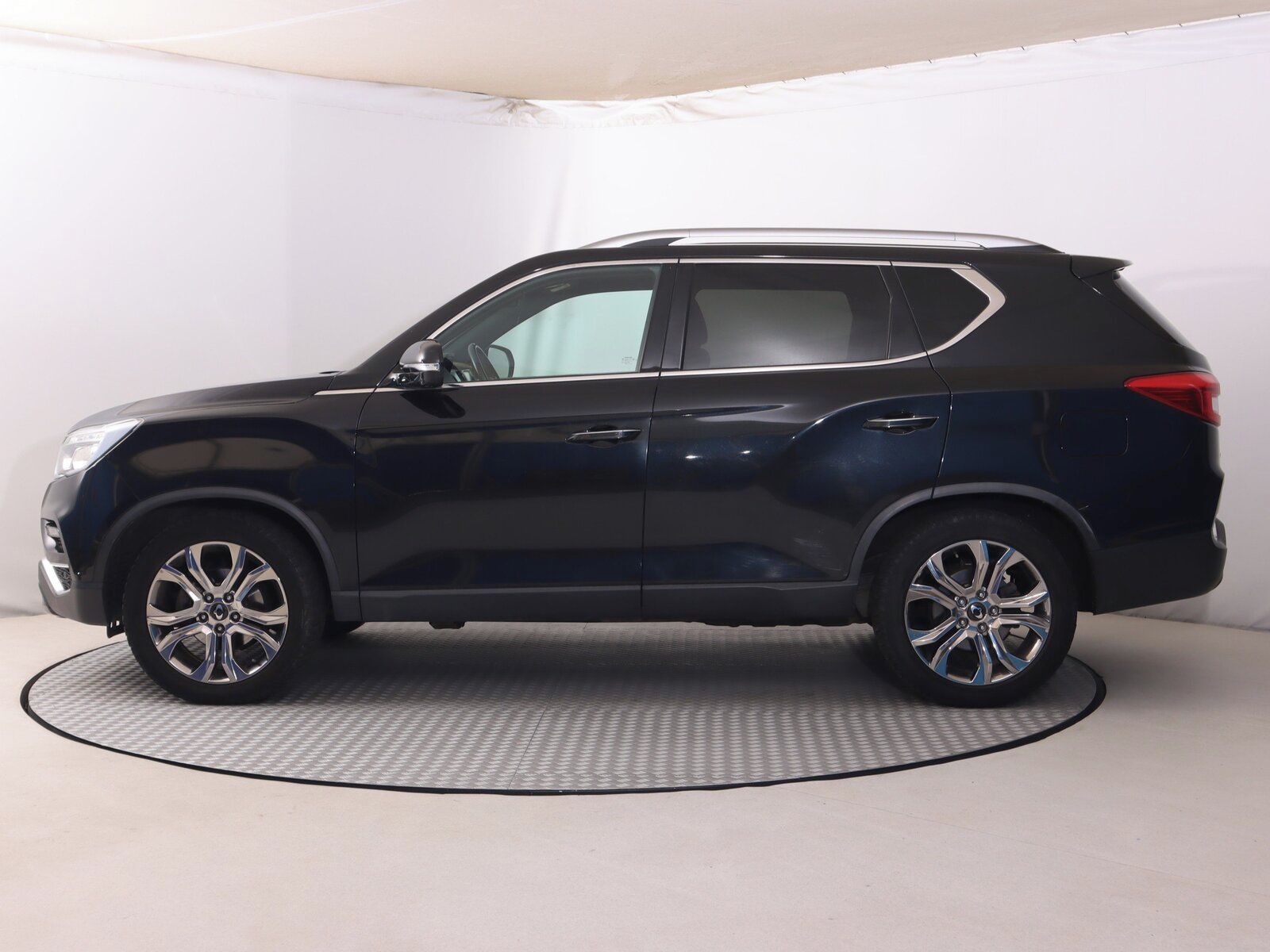 SsangYong Rexton, 2.2 Diesel, 4X4, Automat - fotka 3
