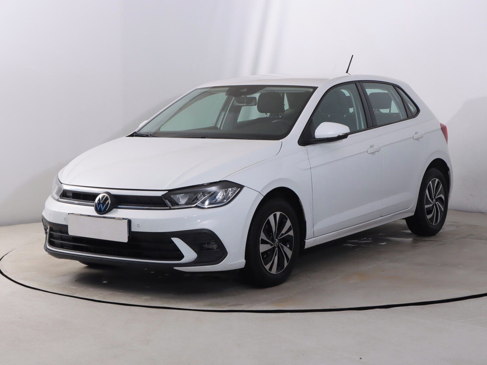 Volkswagen Polo, 1.0 TSI, Serv.kniha - fotka 2