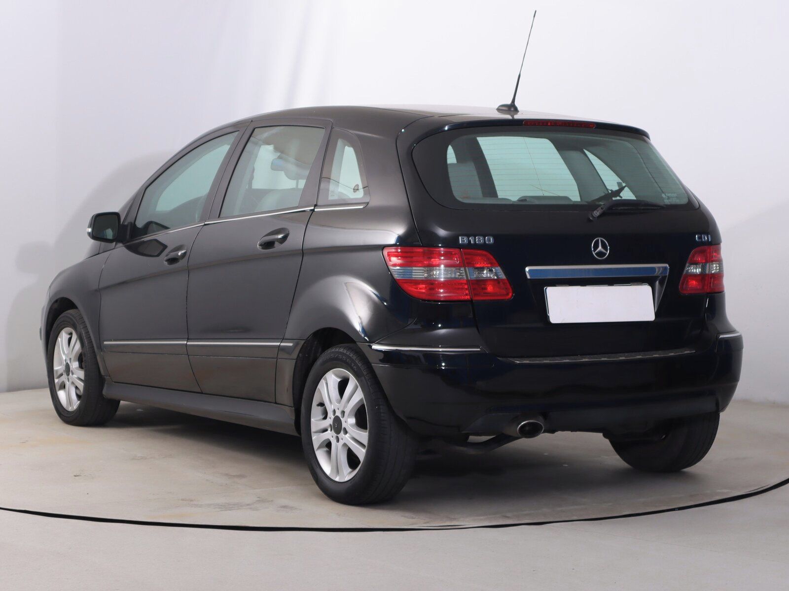 Mercedes-Benz Třídy B, 180 CDI - fotka 4