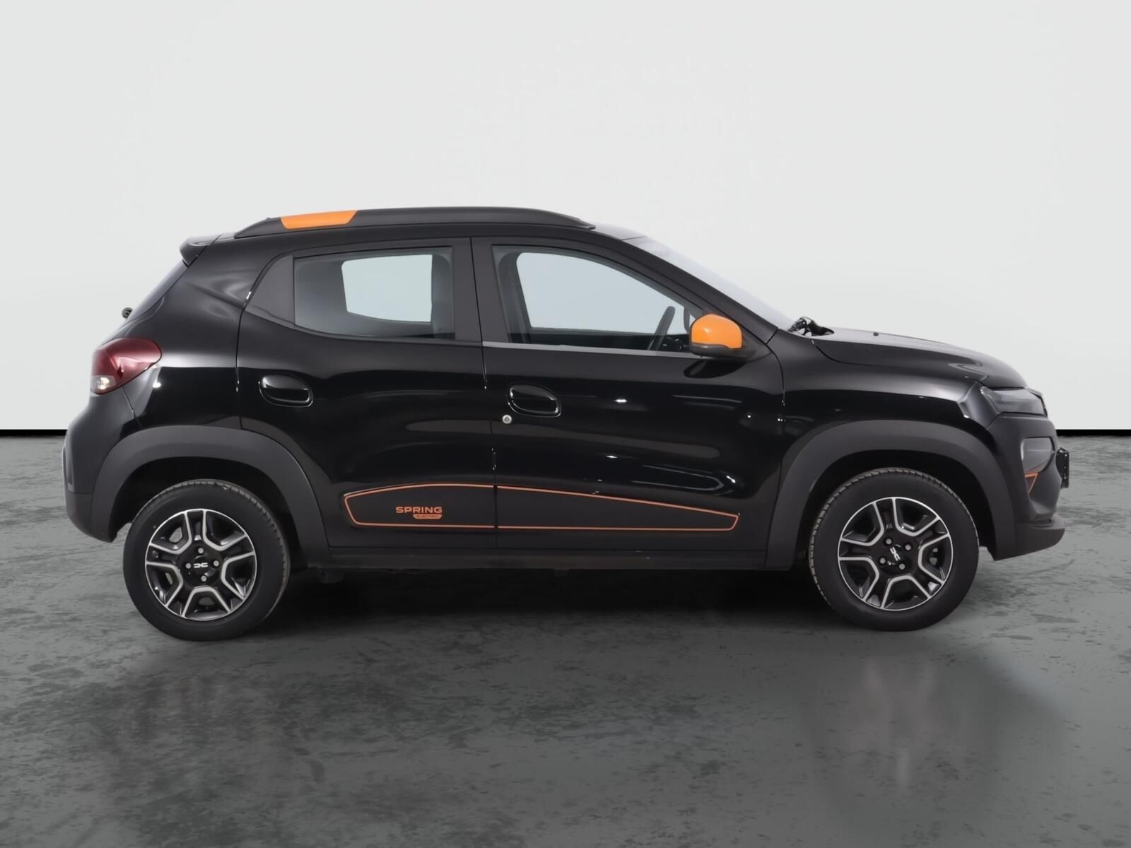 Dacia Spring, Electric 45 (27 kWh), Automat - fotka 6