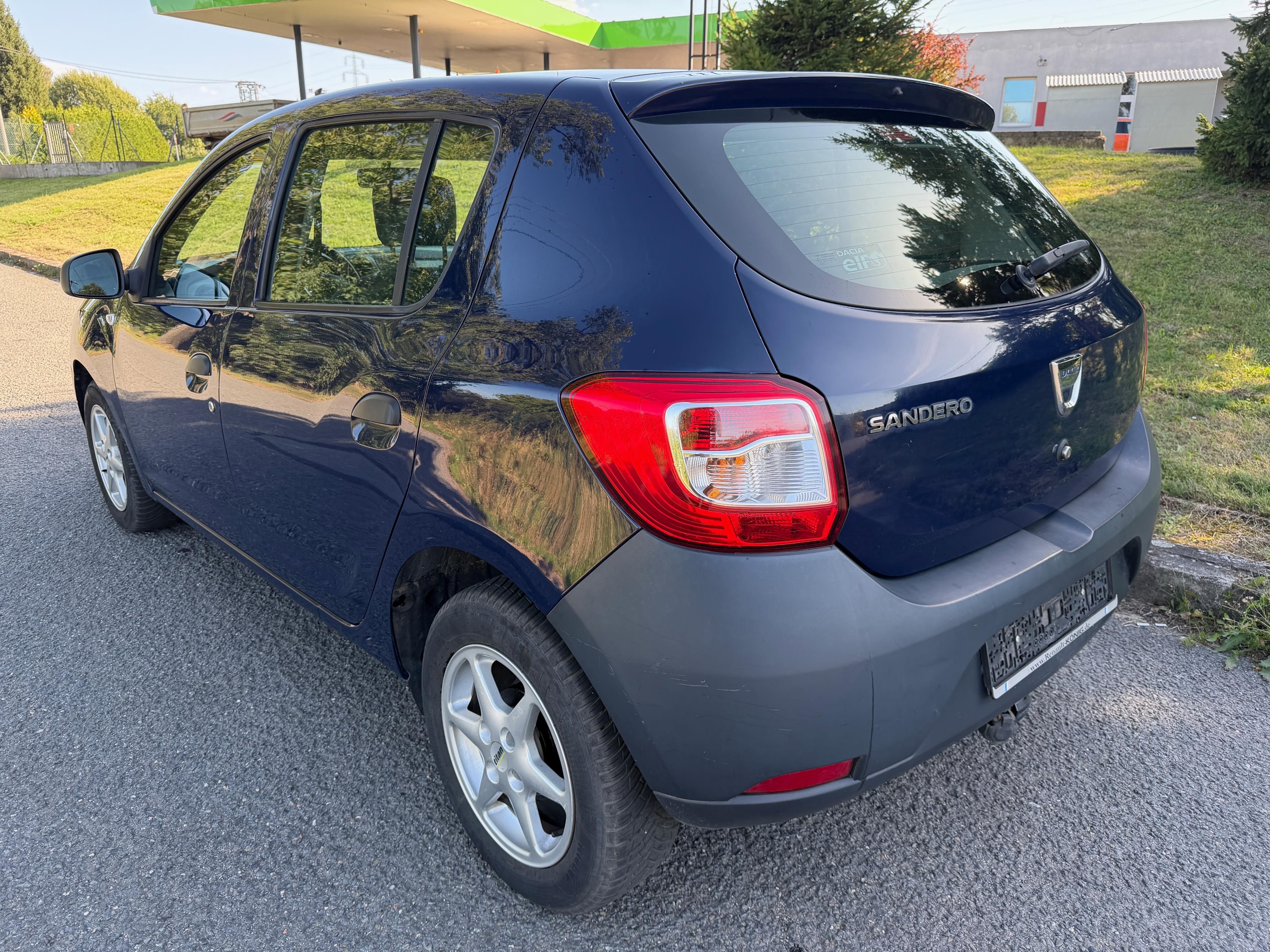 Dacia Sandero, 1.2i-1.majitel,Tažné - fotka 3