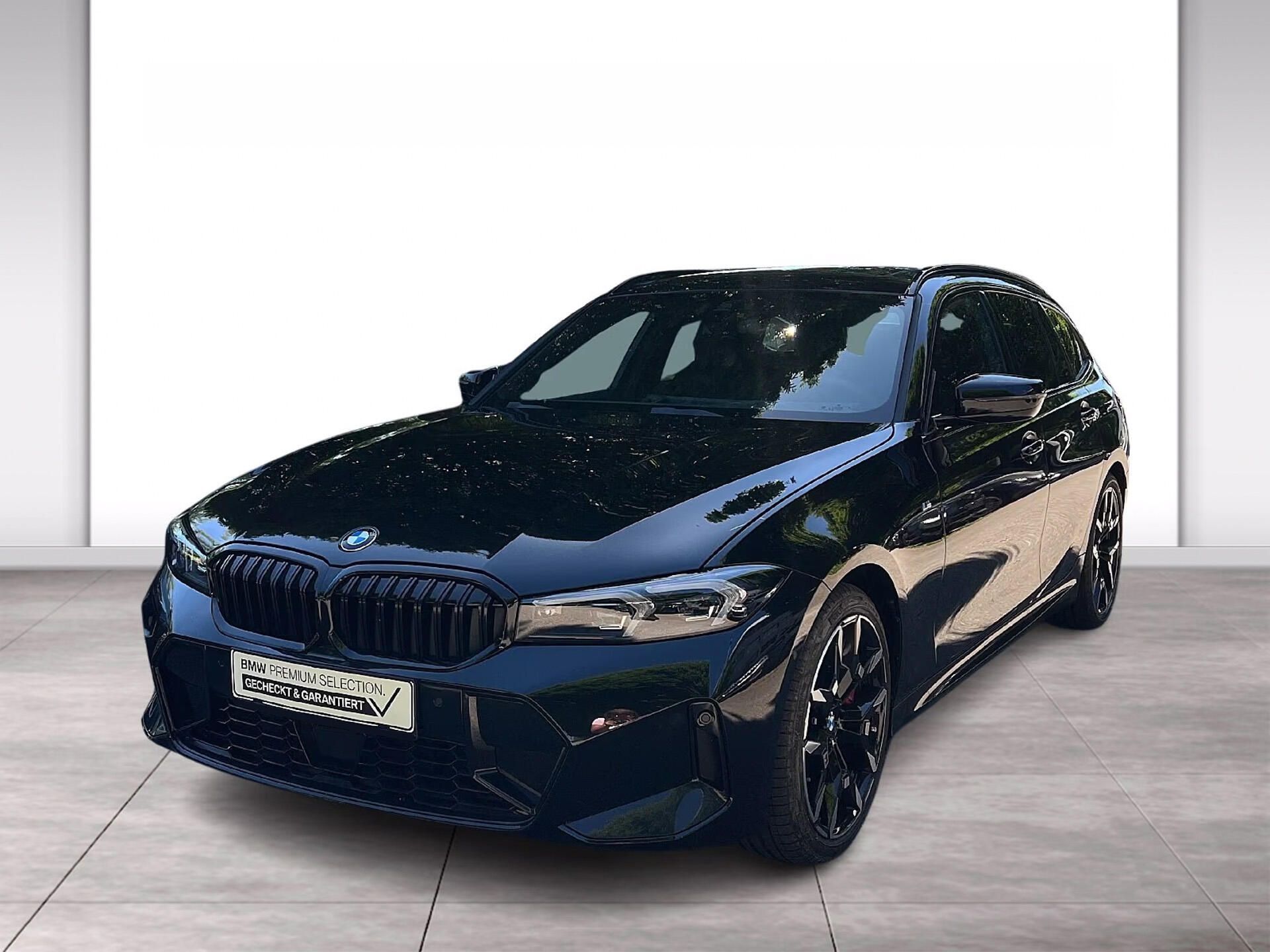 BMW Řada 3, 330i xDrive M-Sport Pro Pano