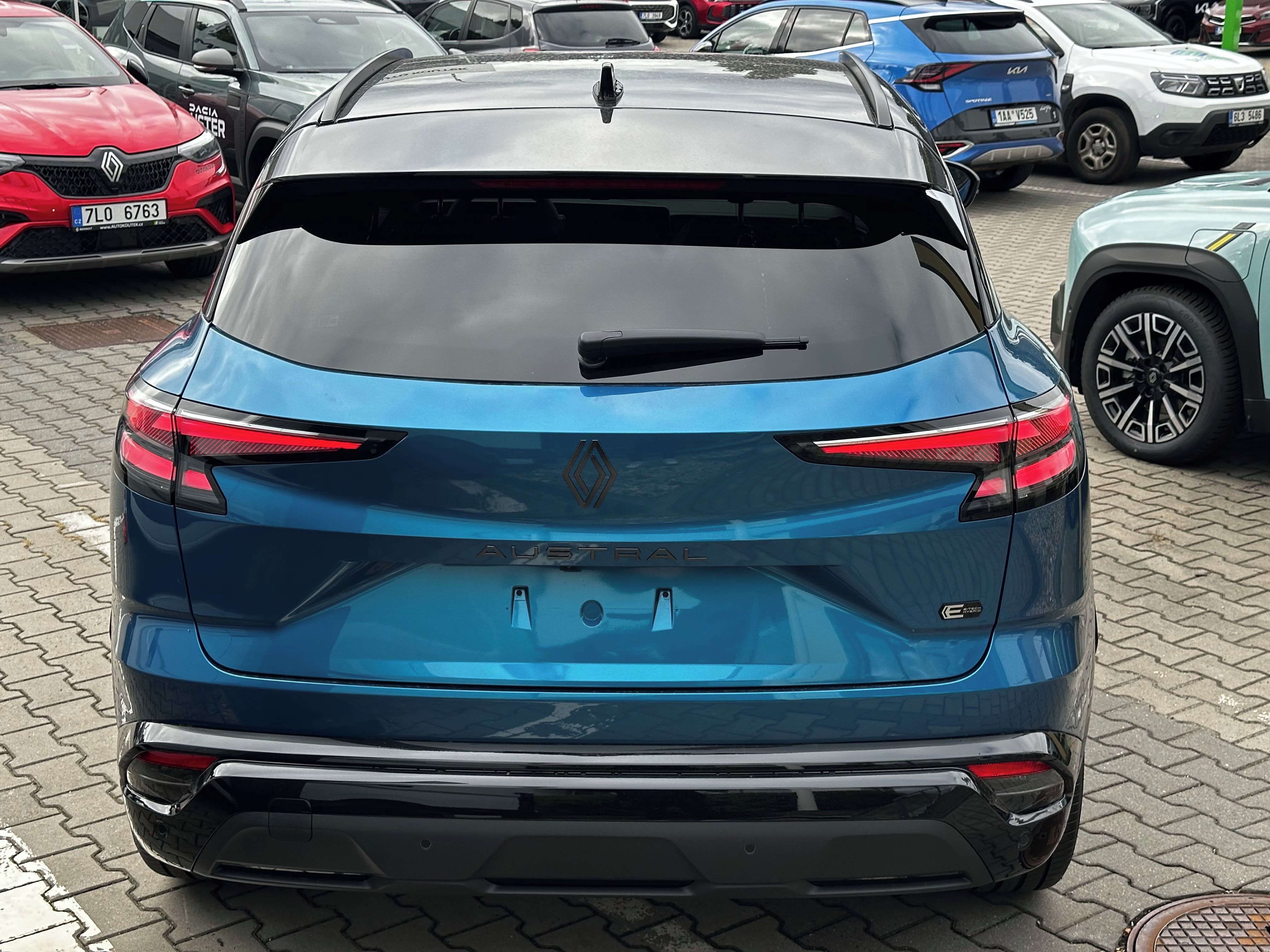 Renault Austral, Esprit Alpine 200k Full Hybrid - fotka 5