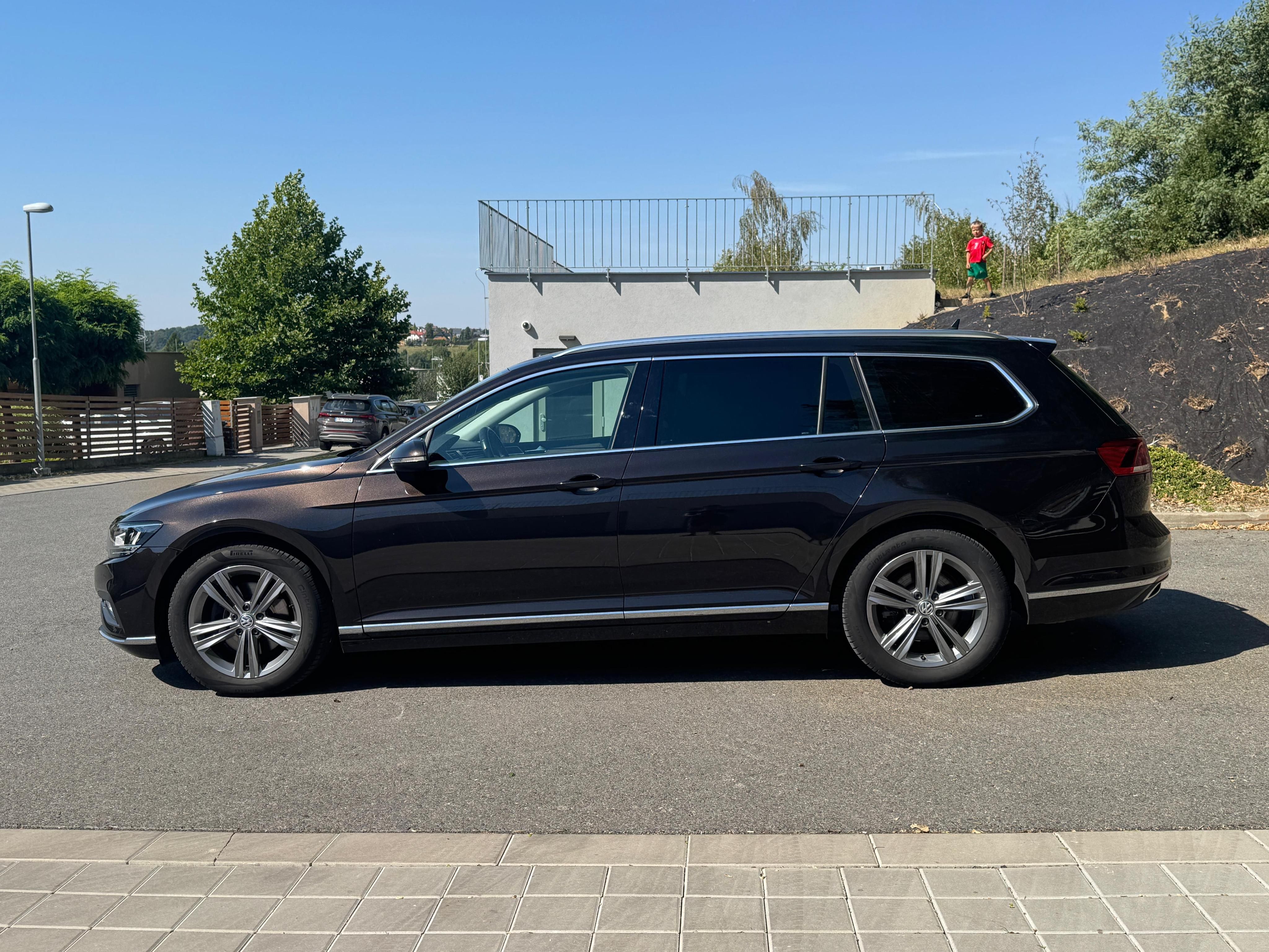 Volkswagen Passat Variant, 1.5 TSI 110 kW 7DSG Elegance - fotka 4