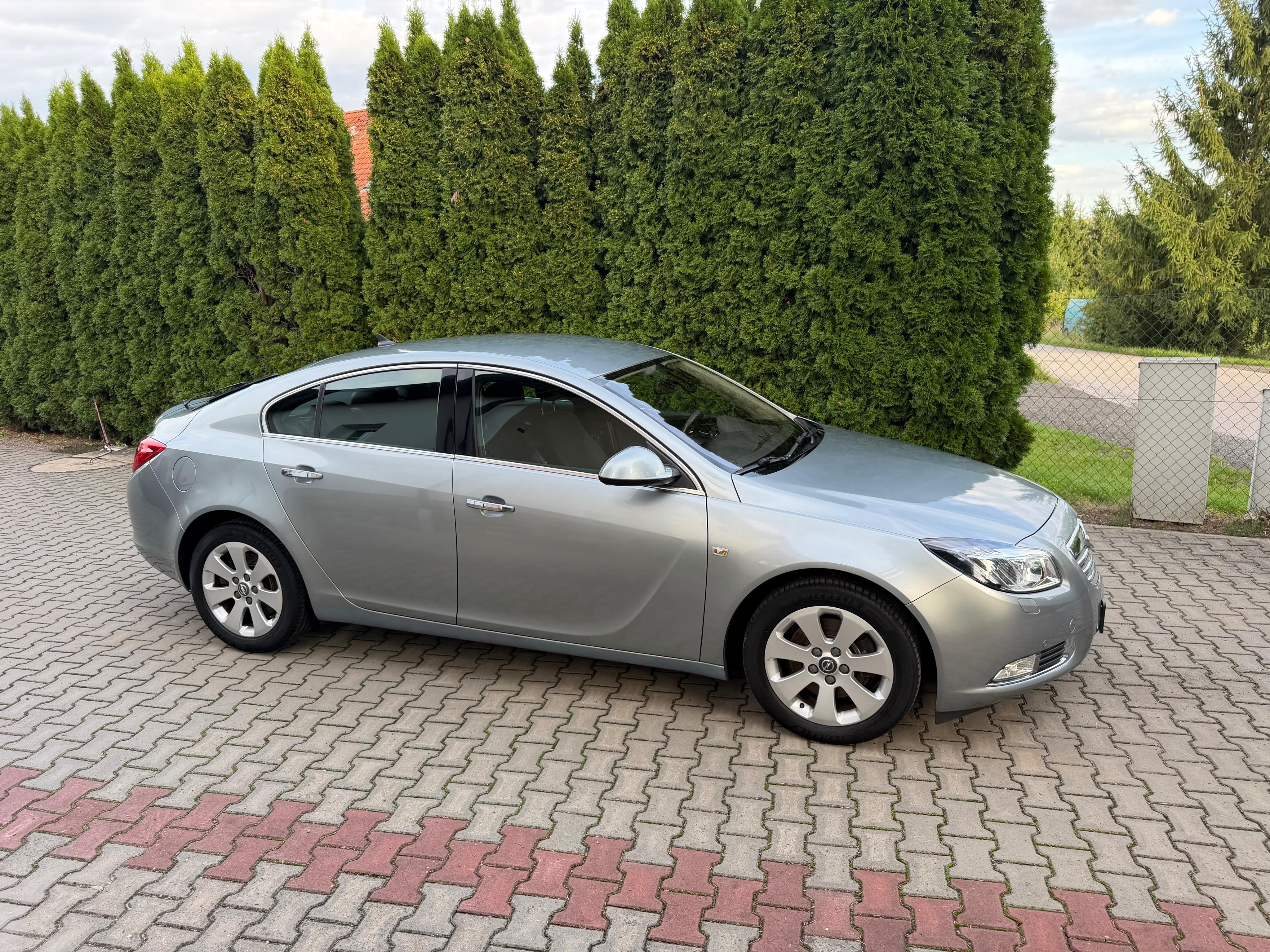 Opel Insignia, 2,0CDTi/ 118Kw serviska Tažné - fotka 2