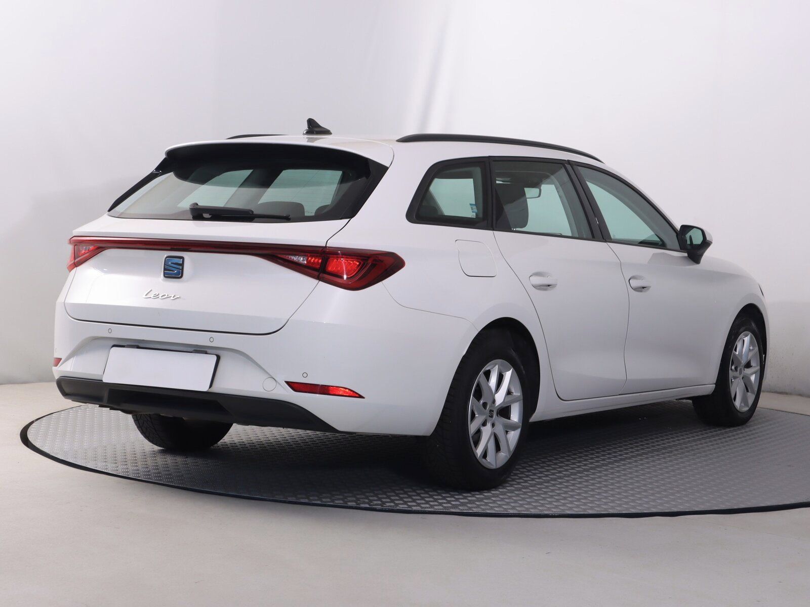 Seat Leon, 2.0 TDI, Stylance, Automat - fotka 5