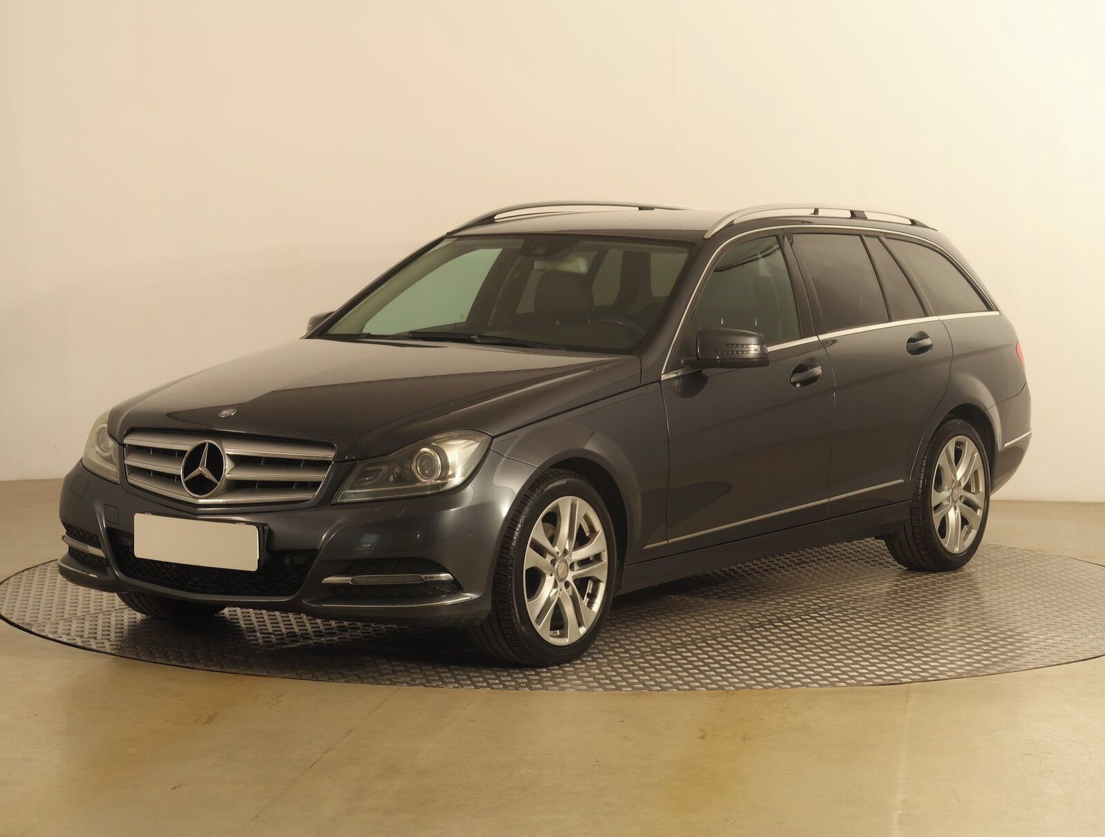 Mercedes-Benz Třídy C, 220 CDI, Avantgarde, Automat - fotka 2