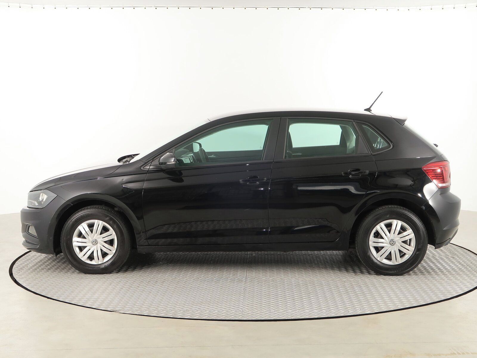 Volkswagen Polo, 1.0 - fotka 3