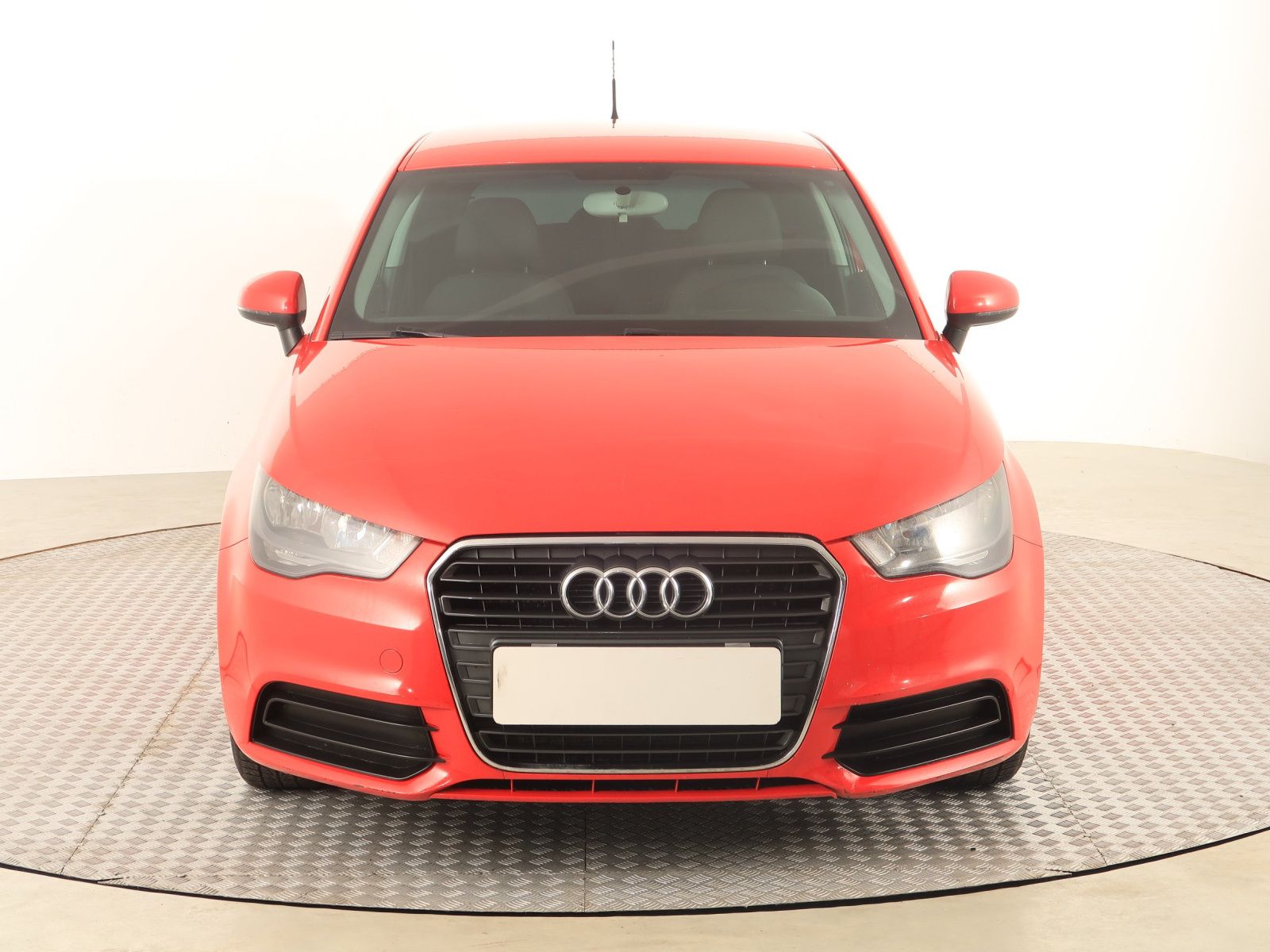 Audi A1, 1.2 TFSI, za super cenu - fotka 2