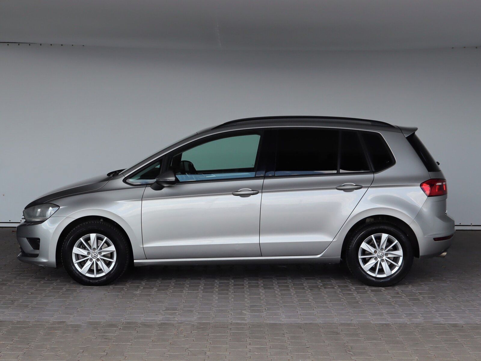 Volkswagen Golf Sportsvan, 1.6 TDI, Automat, Serv.kniha - fotka 3