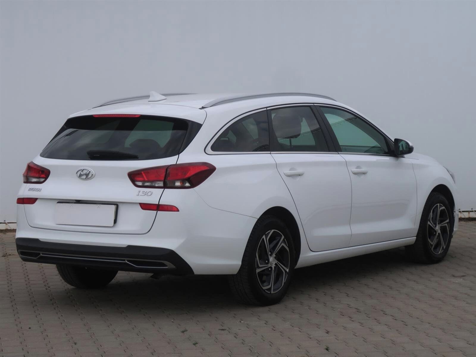 Hyundai i30, 1.5 DPI, Family, Serv.kniha - fotka 5