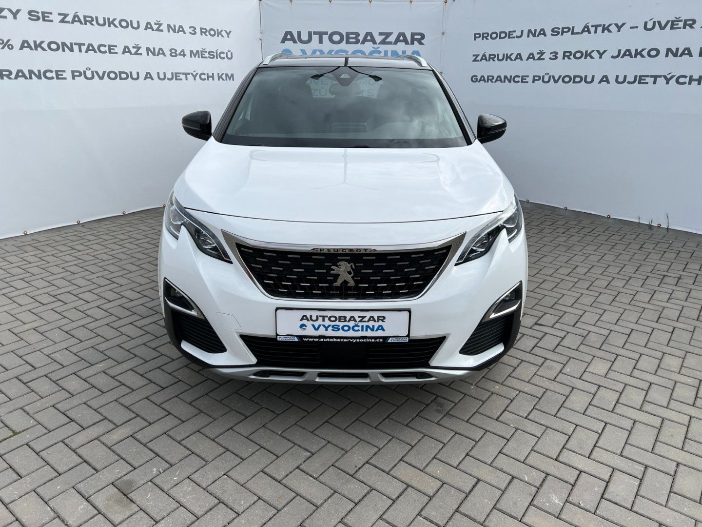 Peugeot 5008, 1.2PT 96kW GT Line + 7-míst - fotka 2