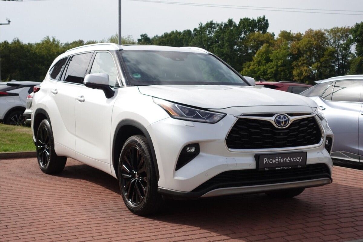 Toyota Highlander, 2,5HSD Executive + Skyview (Pr - fotka 3