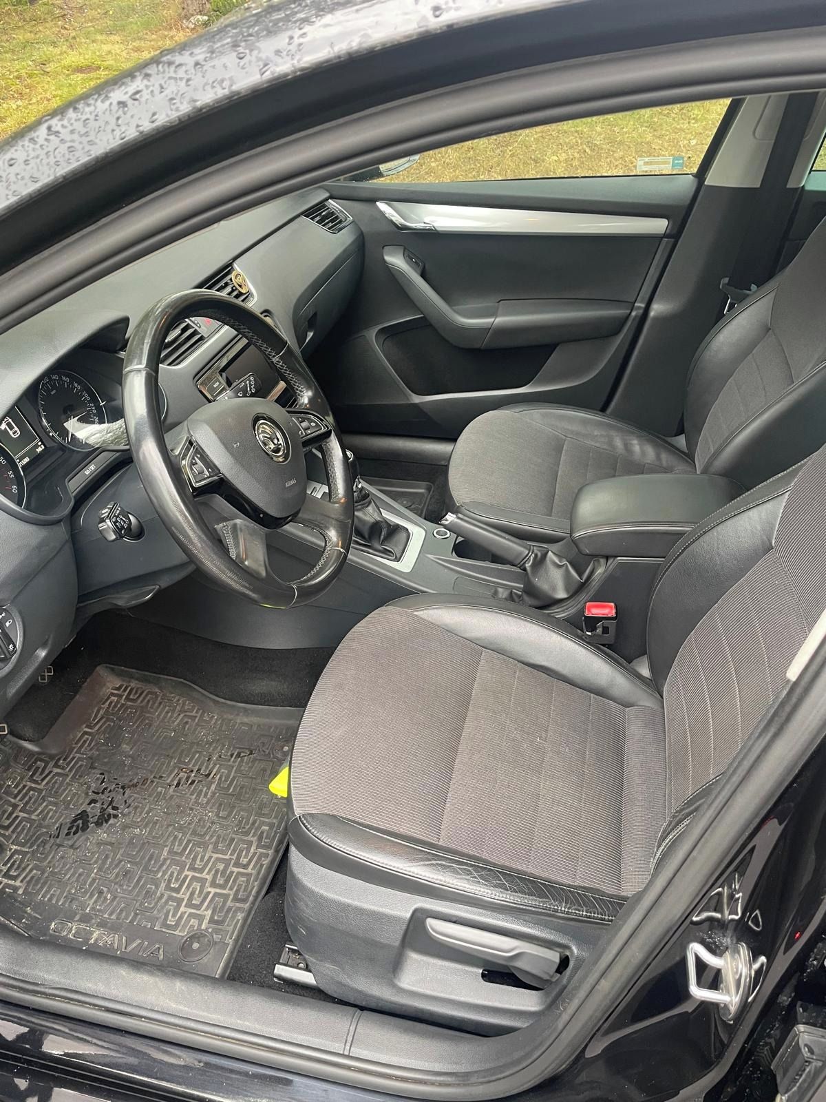 Škoda Octavia, 2,0 TDI - fotka 5