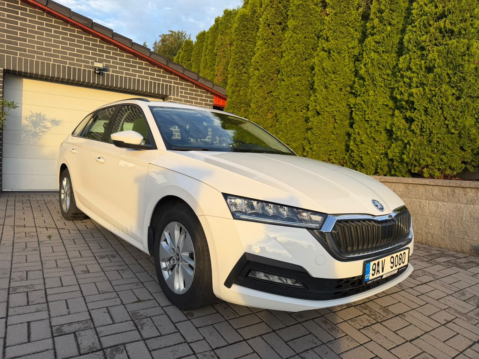 Škoda Octavia, 2,0TDi,ambient+,CZ,M6,1maj,DPH