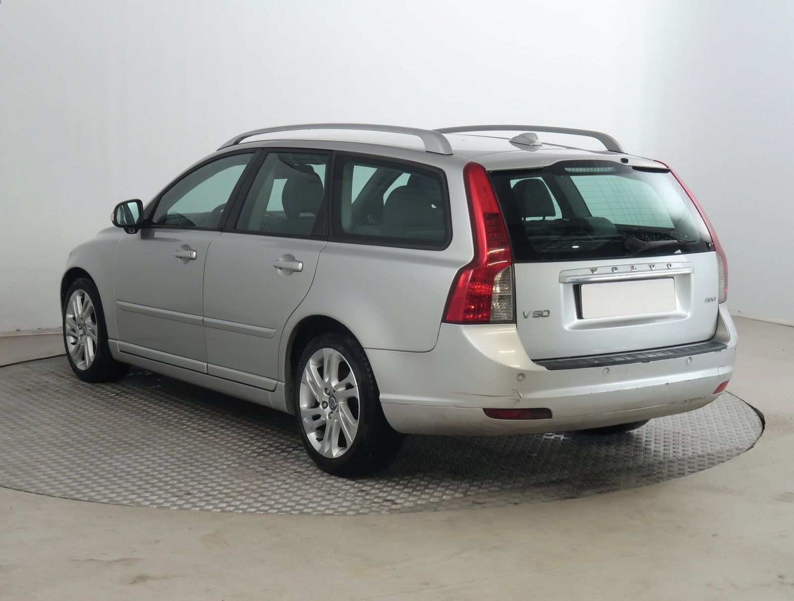 Volvo V50, 2.0 D, Automatická klima - fotka 4